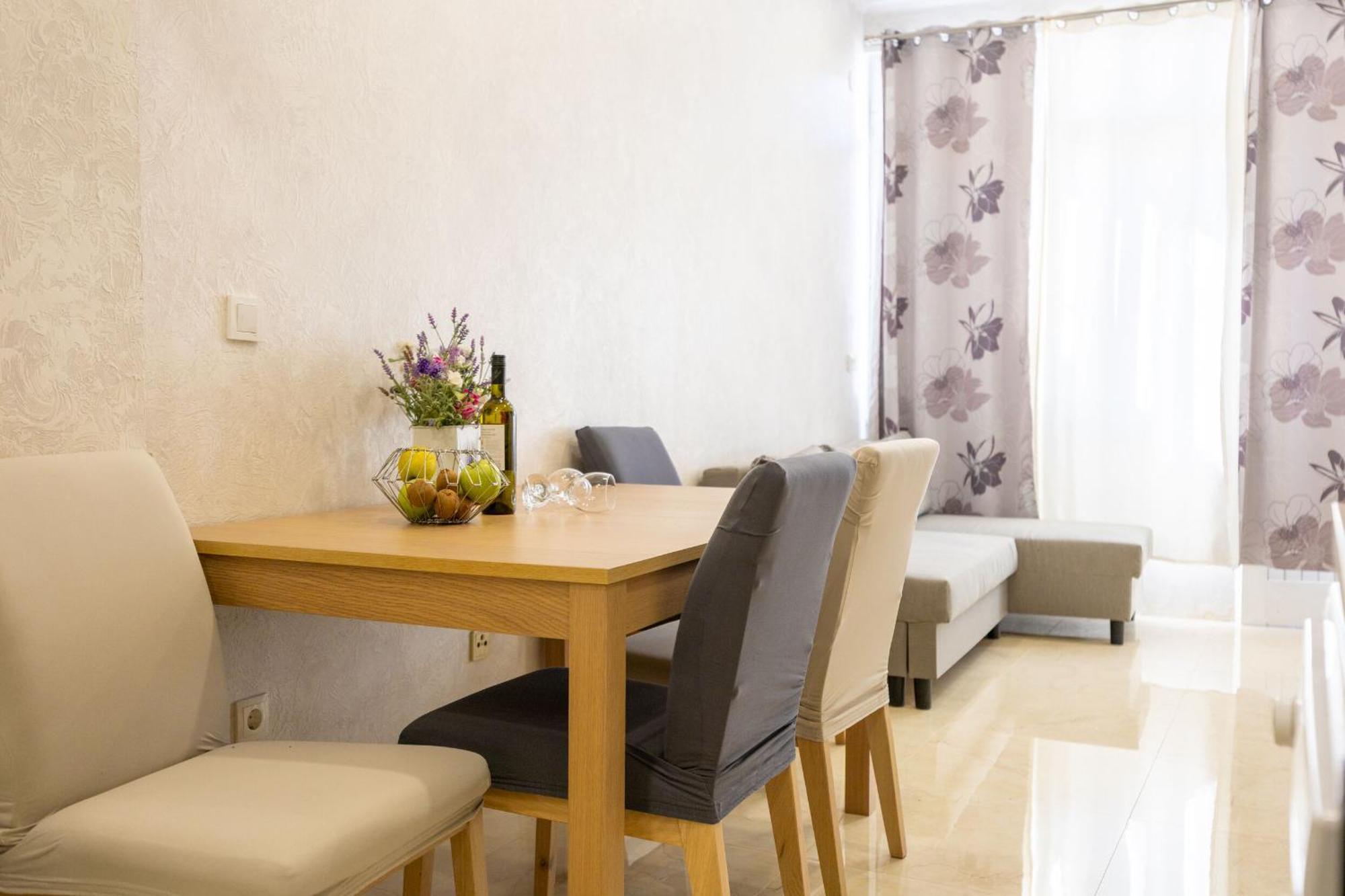 Apartments Tanja Башка-Вода Екстер'єр фото