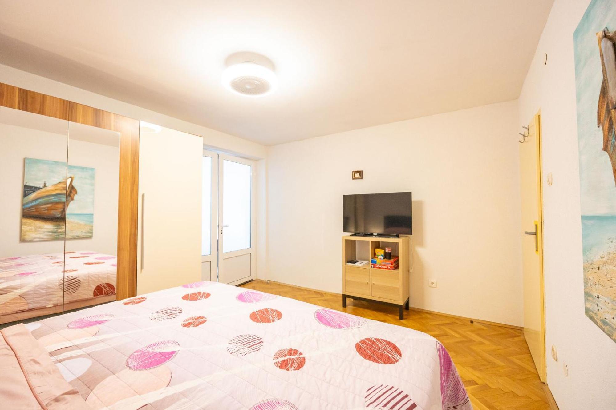 Apartments Tanja Башка-Вода Екстер'єр фото