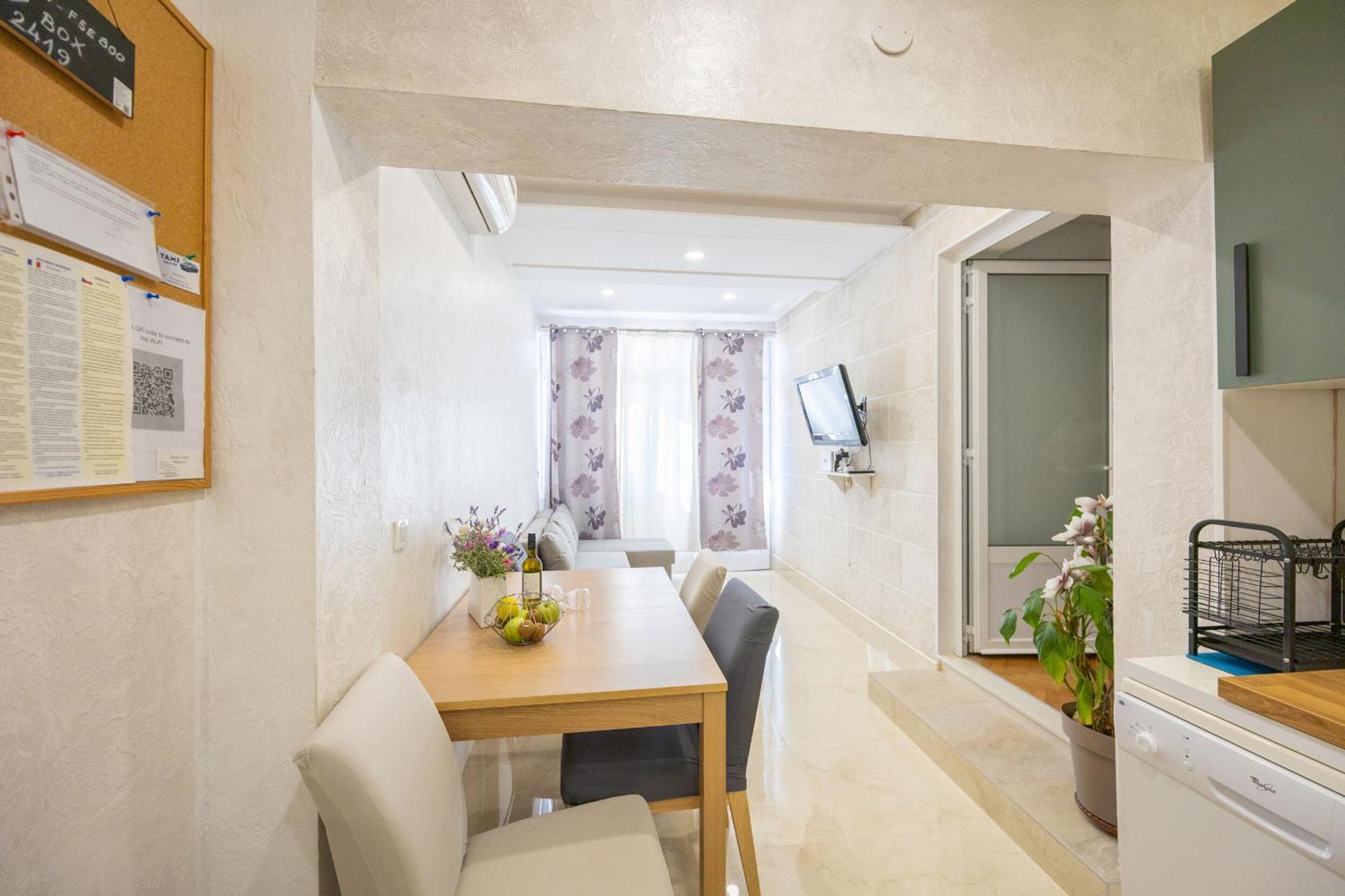 Apartments Tanja Башка-Вода Екстер'єр фото