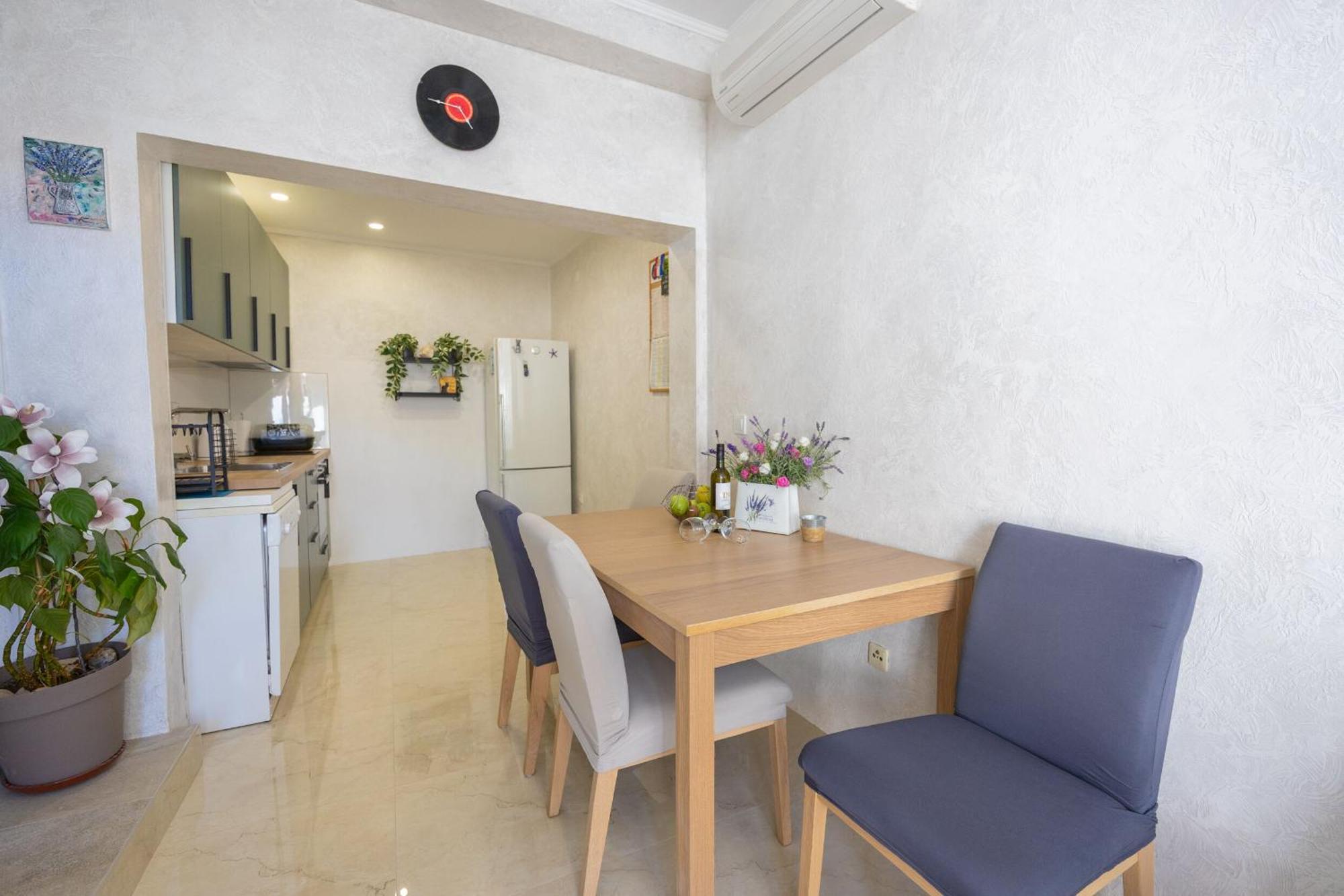 Apartments Tanja Башка-Вода Екстер'єр фото