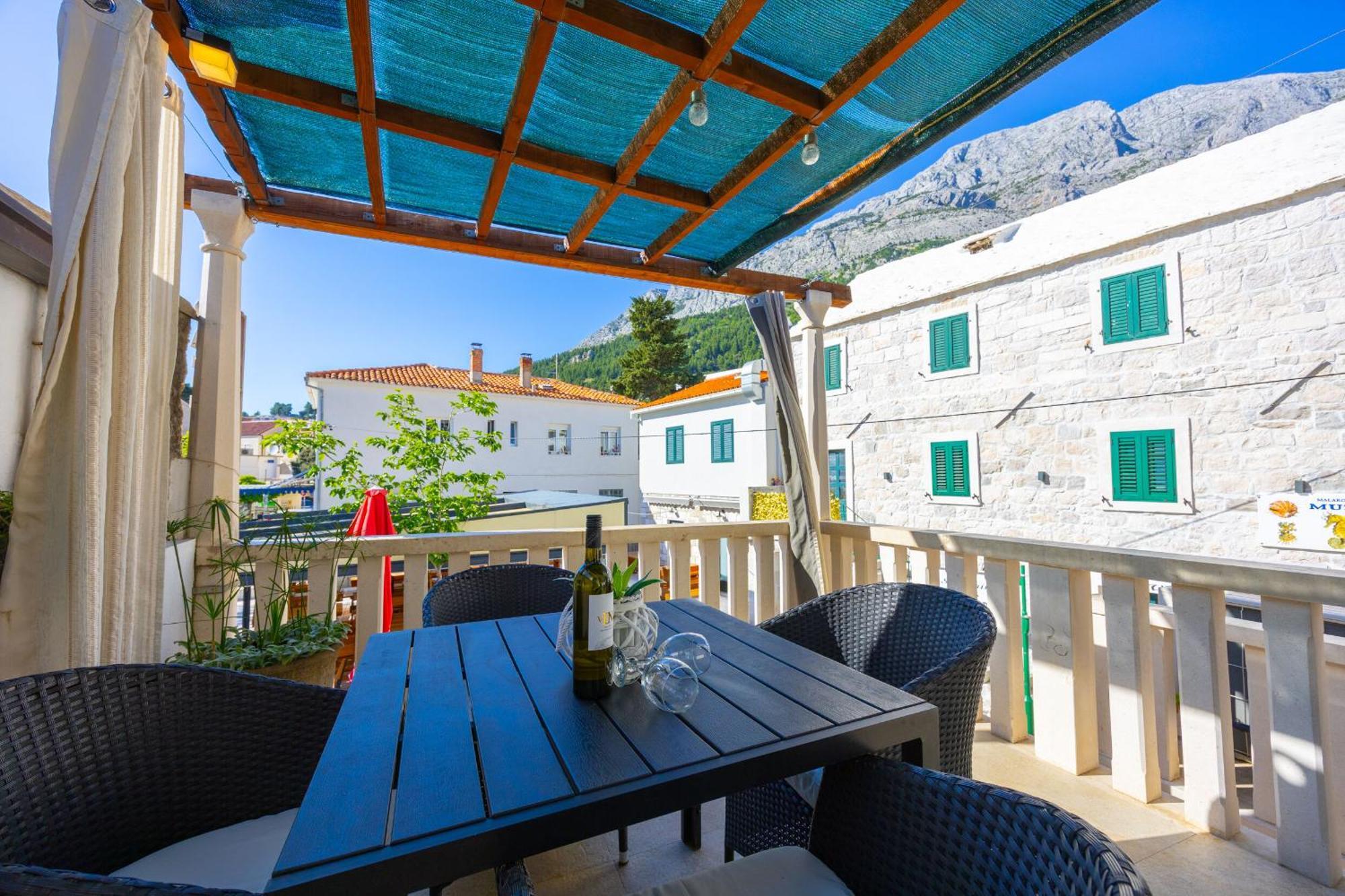 Apartments Tanja Башка-Вода Екстер'єр фото