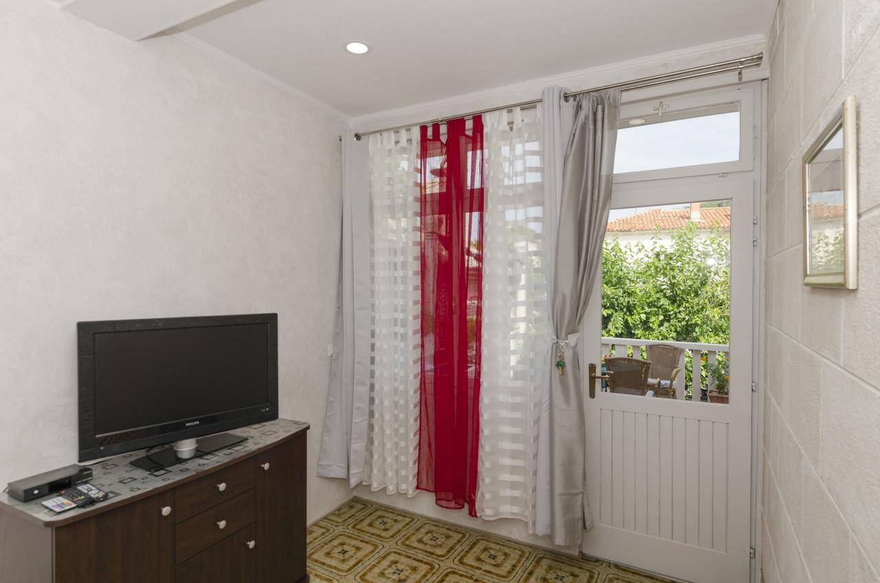 Apartments Tanja Башка-Вода Екстер'єр фото
