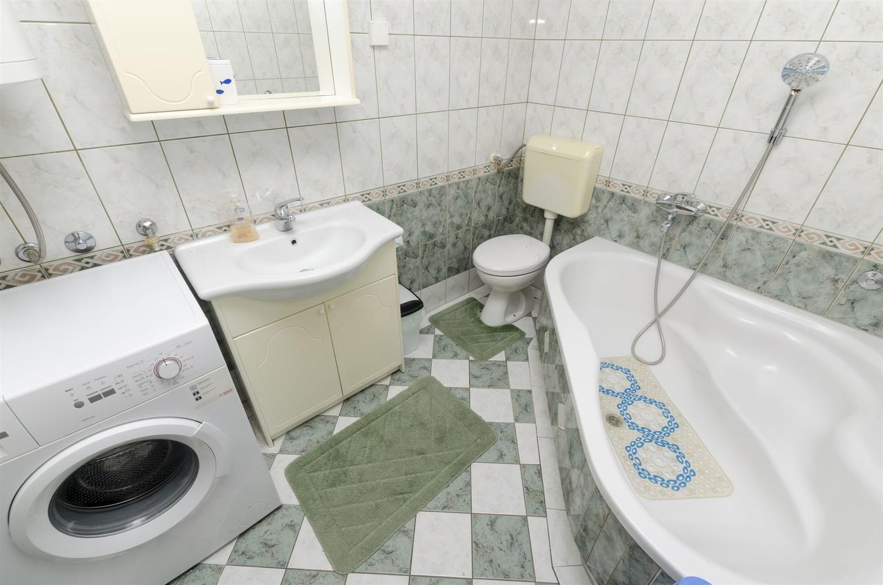 Apartments Tanja Башка-Вода Екстер'єр фото